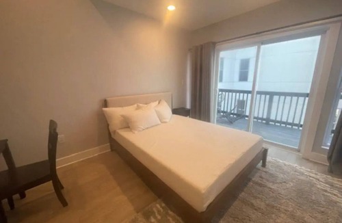 H Street Corridor Apartment | Modern 1-BR/1-BA near Capitol Hill - U3