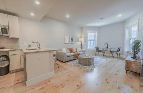 Back Bay Apartment | Modern 1bed 1bath in Back Bay