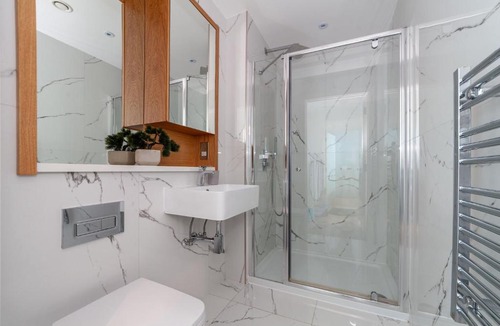 Hanger Hill Apartment | Modern 1Bed Flat in Ealing Near Tube & Shops