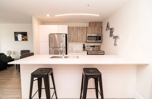 North End Apartment | Modern 1BR Apt with GYM near Hydrostone Market
