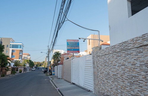 Corales del Sur Apartment | Modern 1BR Apartment with Balcony Corales del Sur - Santo Domingo Este
