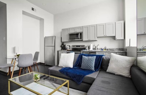 Downtown Pittsburgh Apartment | Modern 1BR Downtown Cultural District