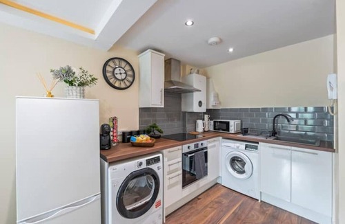 Brent Apartment | Modern 1BR Flat | Wembley Park with Balcony