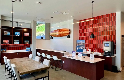 Eastlake Apartment | Modern 1BR Retreat – Fully Furnished, Pet-Friendly, and Minutes from Downtown