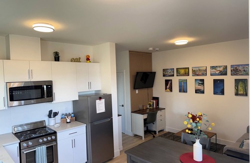 Langford Apartment | Modern 1BR Suite | Laundry, Workspace, Private Entry