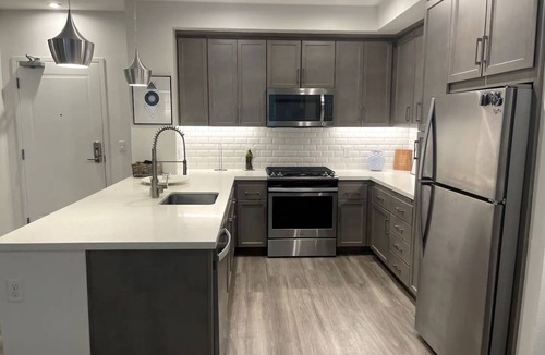 Cerritos Apartment | Modern 2 bed / 2 bath near Disneyland