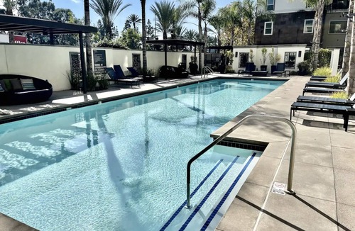 Cerritos Apartment | Modern 2 bed / 2 bath near Disneyland