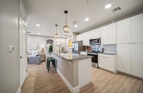Owasso Apartment | Modern 2-Bed Apartment Complex - Owasso, OK