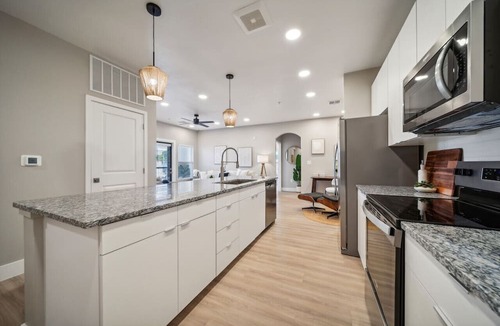 Owasso Apartment | Modern 2-Bed Apartment Complex - Owasso, OK