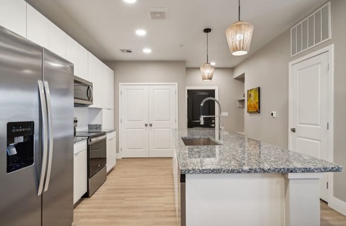 Owasso Apartment | Modern 2-Bed Apartment Complex - Owasso, OK