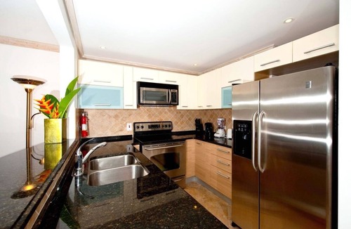 Dover Apartment | Modern 2-bed Apt Near Beach In St. Lawrence Gap 2 Bedroom Apts by Bluescape