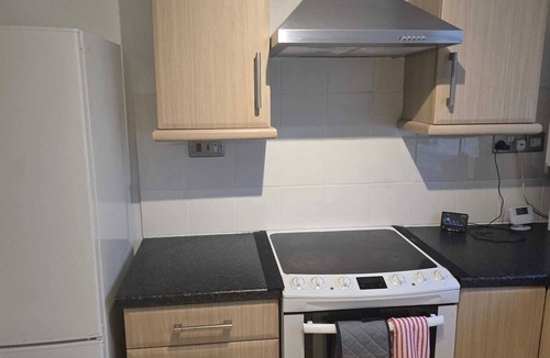 Birmingham Apartment | Modern 2-Bed Apt Near Hospital and University of Birmingham