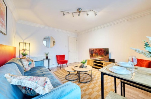 Cowlairs Apartment | Modern 2 Bed Flat with Free Parking