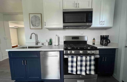 Bay View House | Modern 2-bed upper flat in heart of Bay View