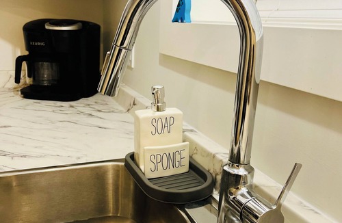 St. John's Apartment | Modern 2-Bedroom Apartment in a Quiet Suburb;Close to Shops, Banks, and Airport!