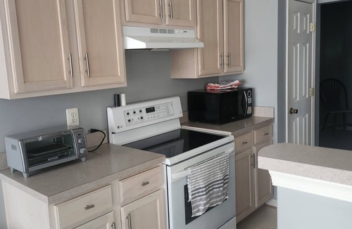 Epping Forest Condo | Modern 2-bedroom condo minutes to downtown Annapolis and Naval Academy.