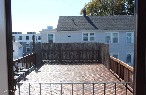 Beverly Condo | Modern 2-bedroom condo 1 mile to Salem