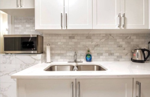 Symons Valley House | Modern 2-Bedroom Retreat Near Airport & Banff!