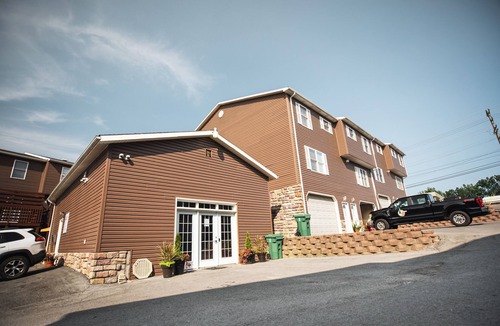 Osage Apartment | Modern 2 BR apartment great location