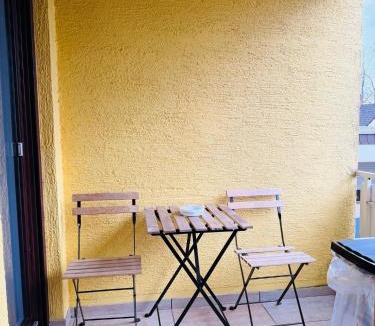 Waldmohr Apartment | Modern 2-Room Apartment with Free Parking and Balcony
