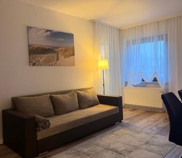Waldmohr Apartment | Modern 2-Room Apartment with Free Parking and Balcony