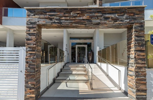 Mariscal Apartment | Modern 2B Apt 80m From Mariscal Iml0107