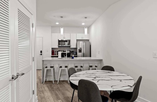 Olde Kensington Apartment | Modern 2BD | Sleeps 6 | Northern Liberties