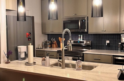 Village At Walnut Creek Condo | Modern 2BR 2BA near Domain - Q2 Stadium - SXSW - Kalahari Resorts