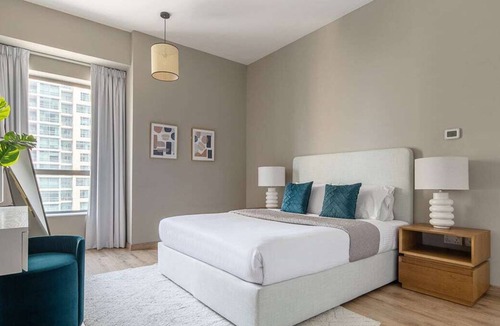 Jumeirah Beach Residence Apartment | Modern 2BR Apt with Stunning Marina Views!