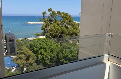 Skala Apartment | Modern 2BR Beachfront Apt with Communal Pool