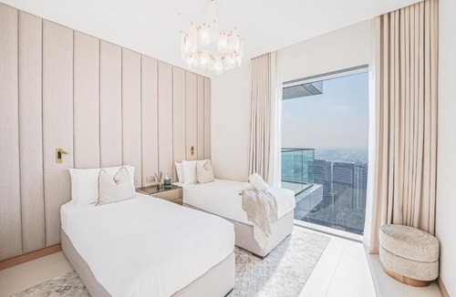 Dubai Marina Apartment | Modern 2BR High Floor Haven in Vida Dubai Marina
