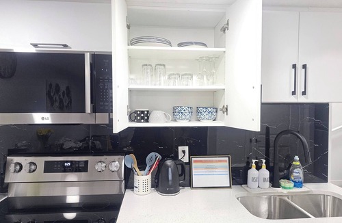 Southeast Edmonton House | Modern 2BR Private Basement Suite Edmonton
