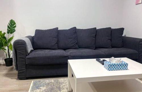 Southeast Calgary Apartment | Modern 2BR Suite with Private Yard