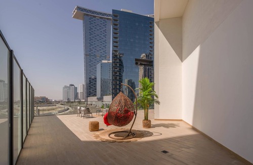 Abu Dhabi Apartment | Modern 2BR w Huge Balcony Space in Al Reem Island