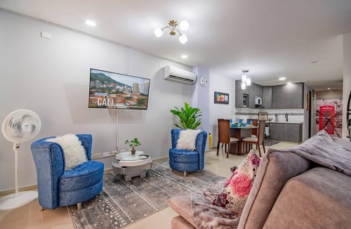 Cali Apartment | Modern 2BR with pool in Tequendama Cali.