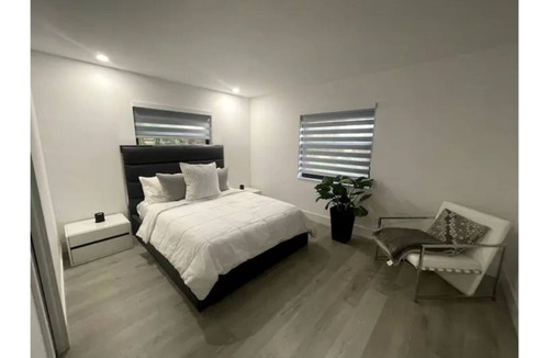Delray Beach House | Modern 3 bdrm house 5 min to beach & downtown with private pool