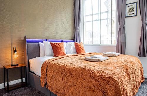 Halifax Apartment | Modern 3-Bed 2 Bath Flat Sleeps 6 · Halifax Centre