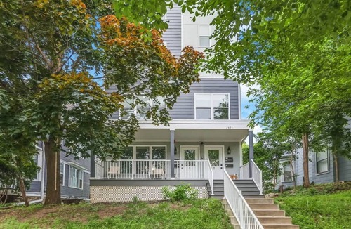 Lowry Hill East House | Modern 3 Bed 3 Bath Condo in Uptown