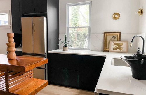 Rochester House | *Modern 3 Bed Park Ave. Stunner*
