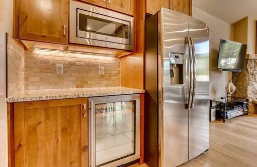 River Run Hotel | Modern 3-Bed Townhome w/Hot Tub in Keystone