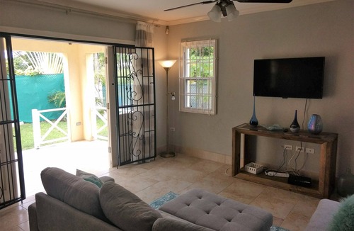Atlantic Shores House | Modern 3 Bedroom Townhouse Close to the beach