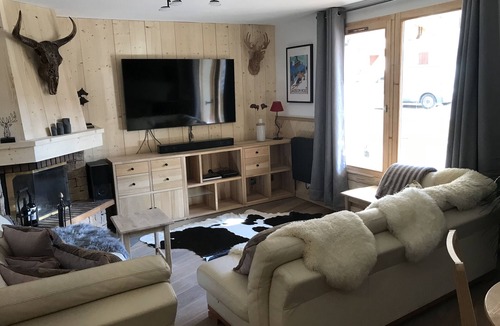 Le Cret Apartment | Modern 3 bedroom apartment, fireplace - Val d'Isere