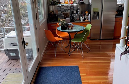 Southwest Berkeley House | Modern 3-Bedroom Getaway with Hot Tub