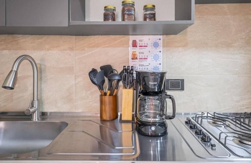 Astorga Apartment | Modern 3 bedroom with Arcade Machine