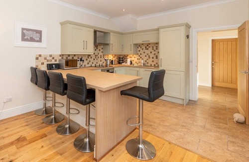 Reading House | Modern 3 Bedroom with Garden in Reading - Pass the Keys