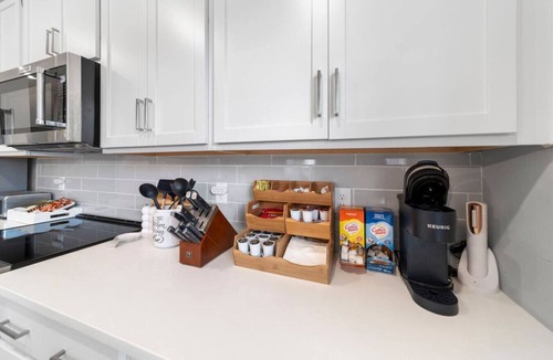 Waxhaw House | Modern 3-BR Townhome—Just Steps to Downtown Waxhaw!