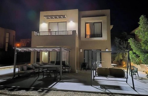 Ain Sokhna House | Modern 3 BR villa w/stunning golf view