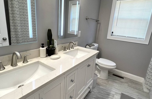 Providence Apartment | Modern 3bd/2bath, close to downtown Providence. Our hope on Manhattan!