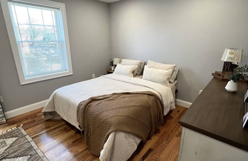 Providence Apartment | Modern 3bd/2bath, close to downtown Providence. Our hope on Manhattan!
