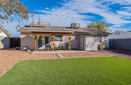 Tempe House | Modern 3BD Home in quiet neighborhood with large fenced backyard